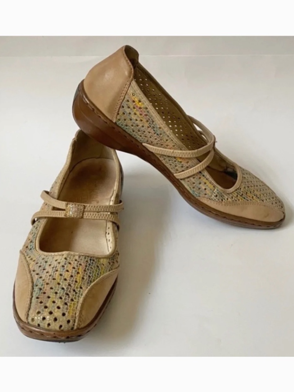 Rieker Antistress Rainbow Mary Janes Sz 8.5